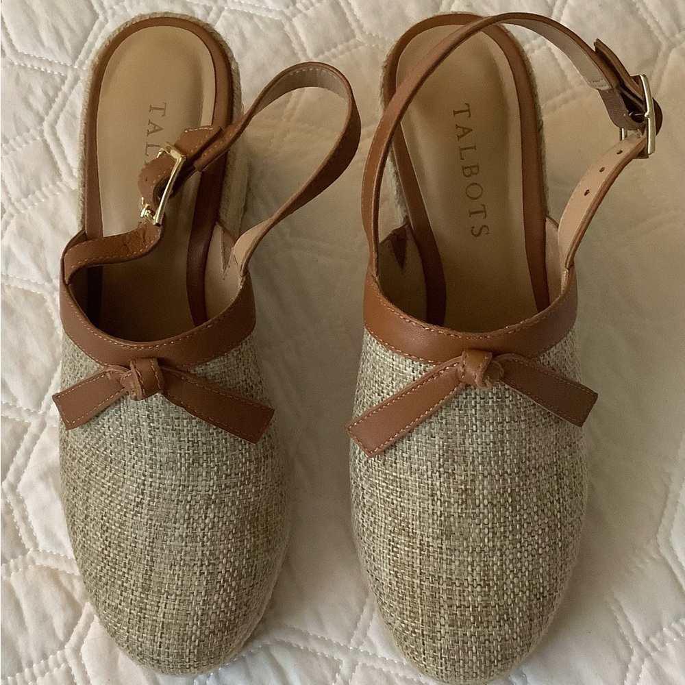 Talbots Women's Brown and Cream Slingback Mules